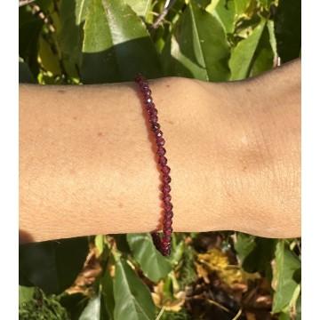 Granat Armbånd – Energiboost og Passion til Dit Liv