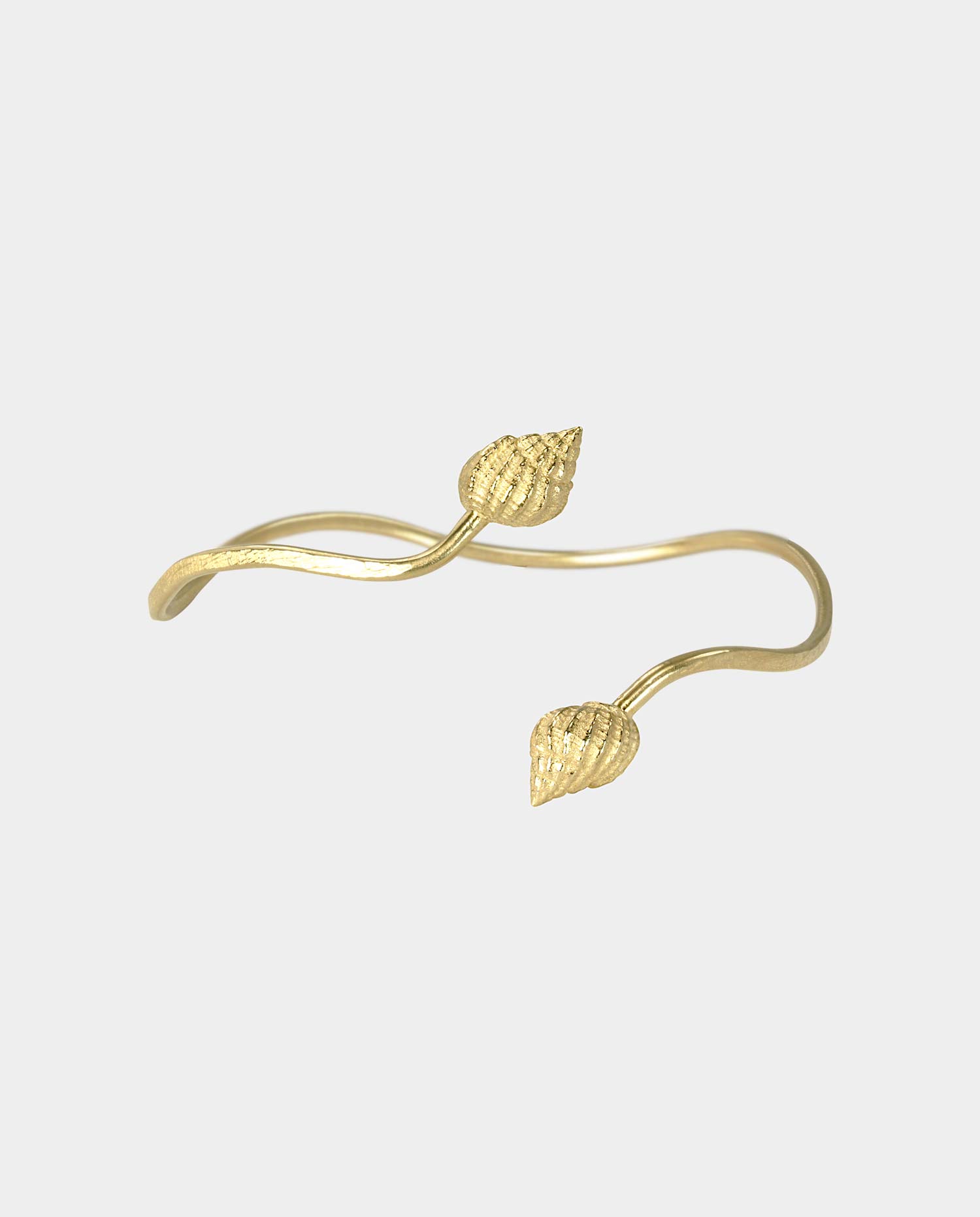 Kate Chopin Armbånd Med Strandsnegle - Nina Rønde Armbånd